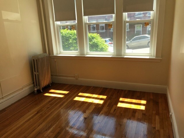 Foto del edificio - 1330 Commonwealth Ave