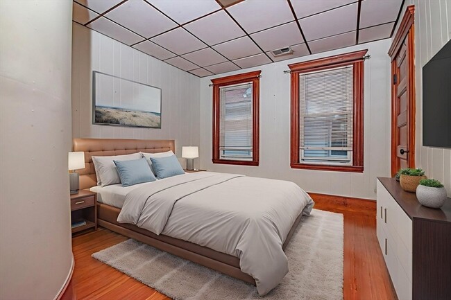 Building Photo - 21 Edison Green