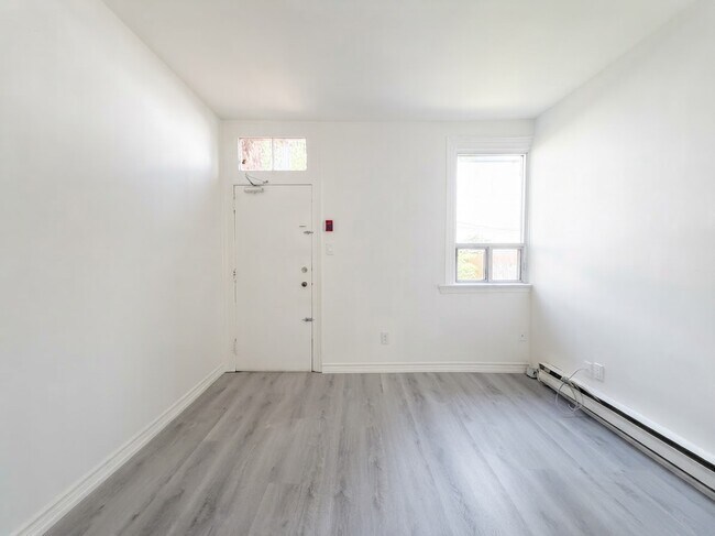 Photo du bâtiment - 181 Gerrard St E