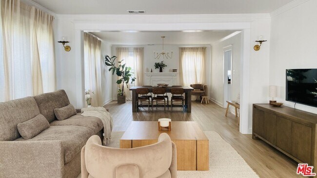 Foto del edificio - 1146 Mullen Ave
