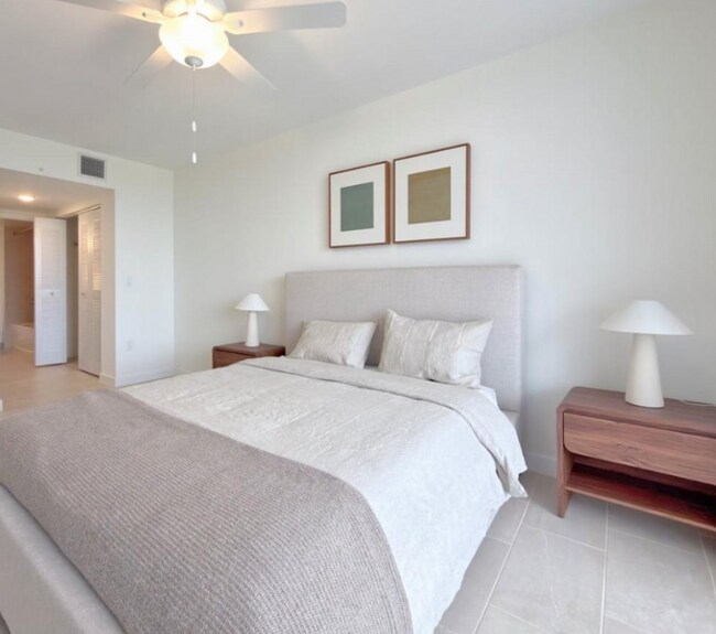 Foto del edificio - 11240 Northwest Dr