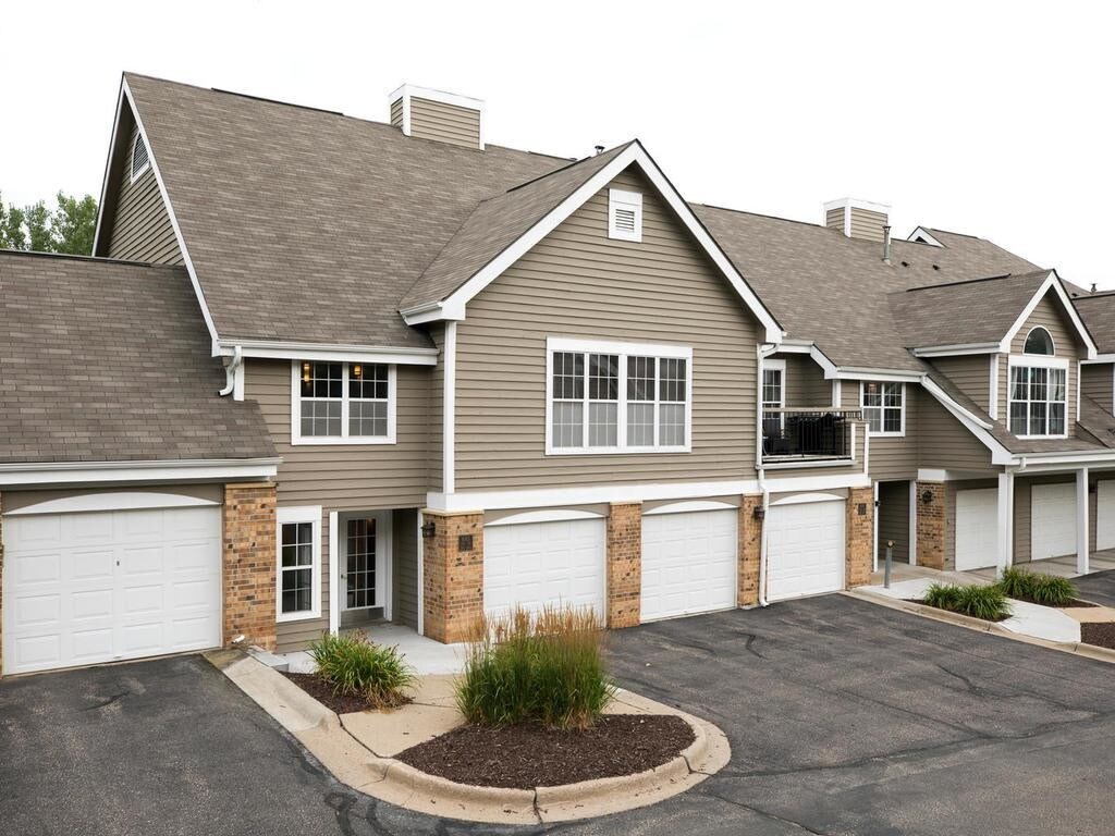 Primary Photo - 6165 Chasewood Pkwy