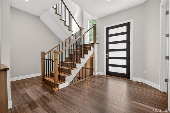 Foto del edificio - 1407 Rogers Ct