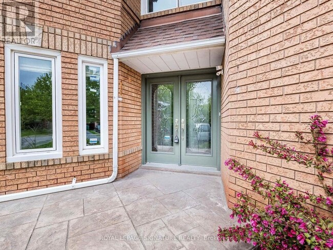 Building Photo - 86 Valonia Dr