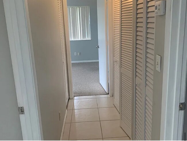 Foto del edificio - 770 NW Fork Rd