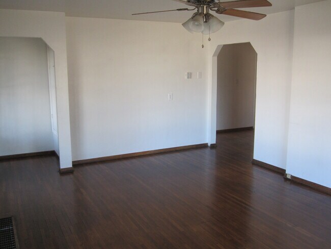 Foto del edificio - 602 S 8th Ave