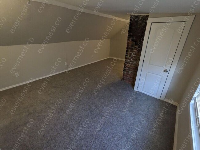 Foto del edificio - 810 Broer Ave