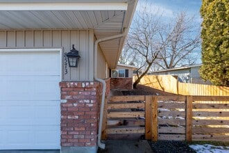 Building Photo - 8561 W Goddard Rd