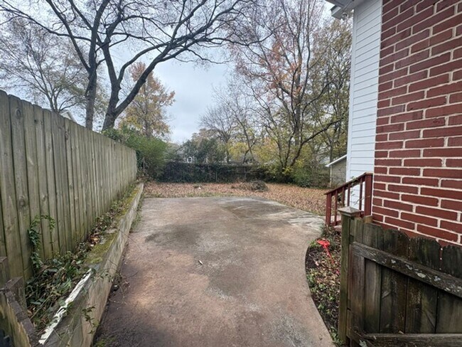 Foto del edificio - 497 Kendrick Ave SE