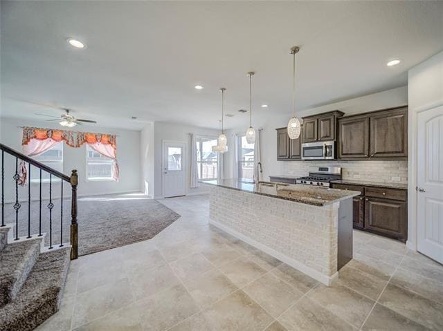 Building Photo - 1100 Twin Brooks Ln