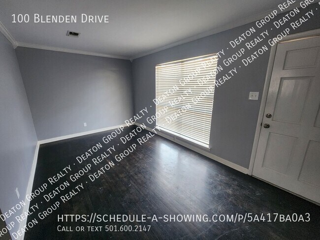 Building Photo - 100 Blenden Dr