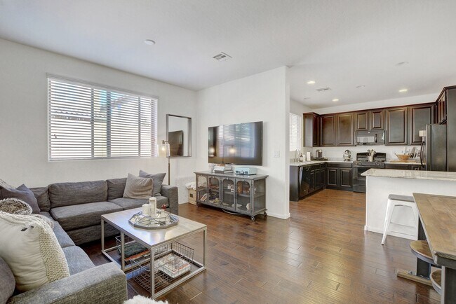 Foto del edificio - WONDERFUL 3 BEDROOM HOME IN THE SOUTHWEST!