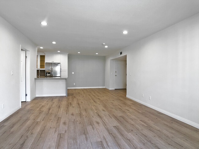 Building Photo - 1601 Selby Ave