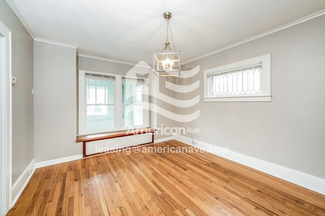 Foto del edificio - 134 Maplehurst Ave