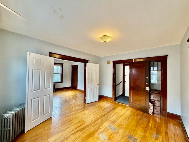 Building Photo - 162 South St