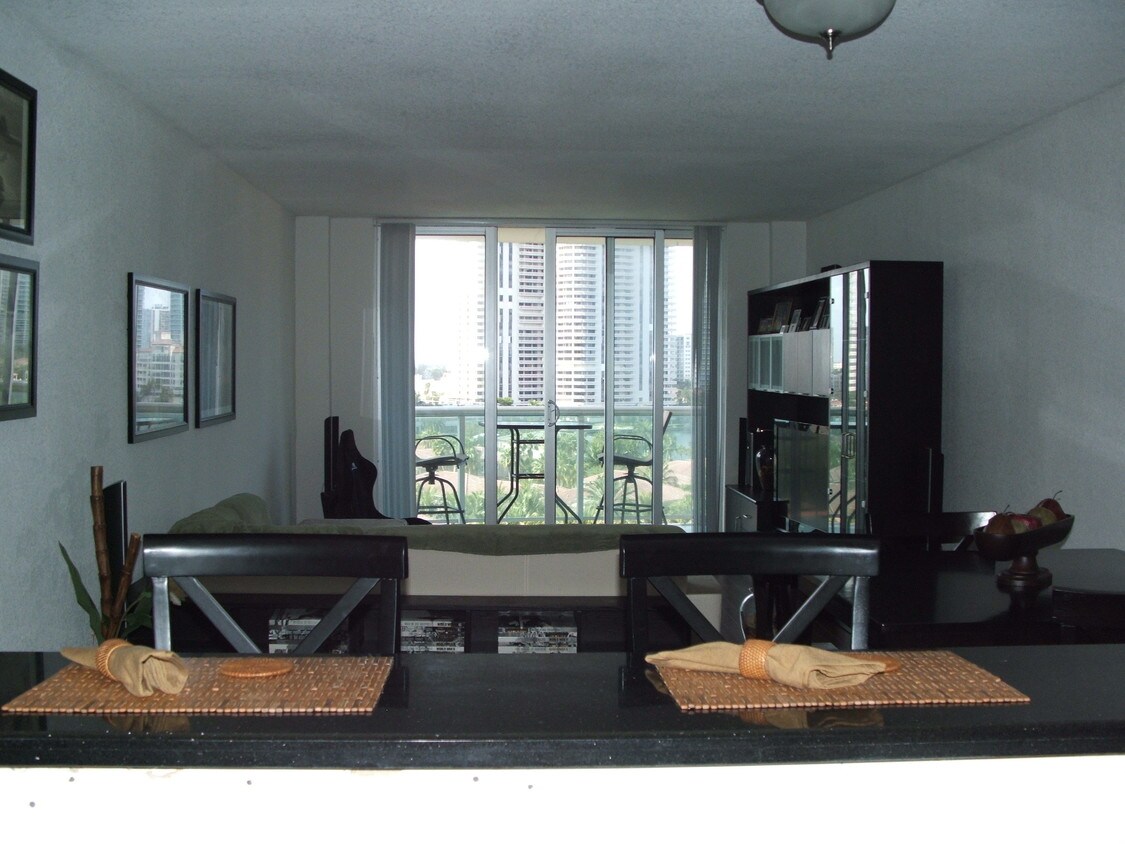 Main view - 19370 Collins Ave