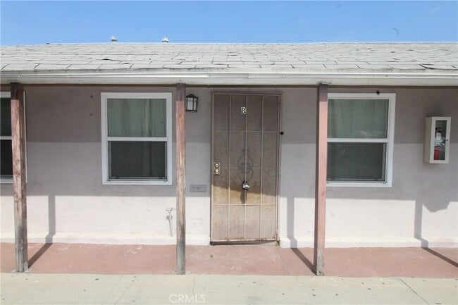 Photo - 4986 Southern Avenue Unit B Apartment