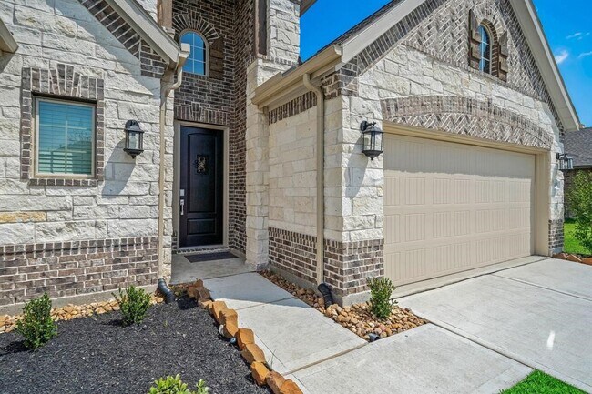 Foto del edificio - 2403 Madera Landing Ln