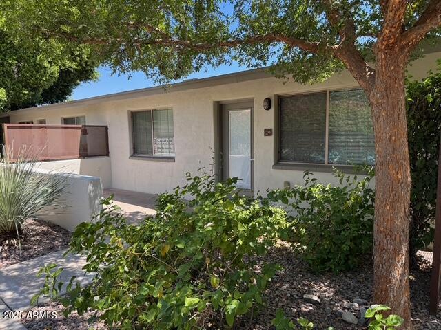 Foto principal - 1850 E Maryland Ave