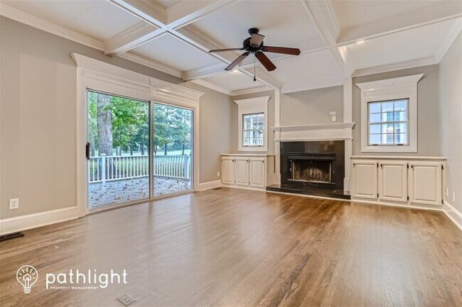 Building Photo - 53 Clubview Drive, Newnan, GA, 30265