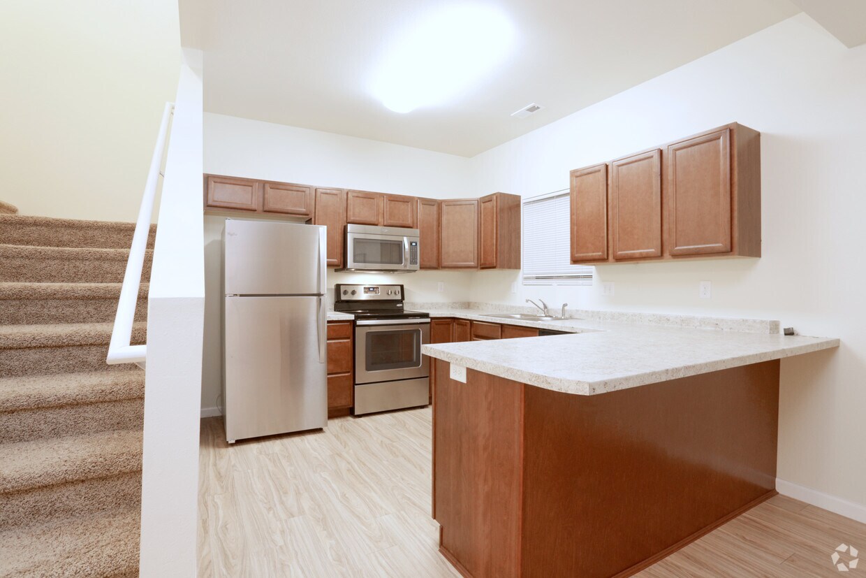 Apartamento de dos habitaciones - Cocina - Prairie Crossing Townhomes