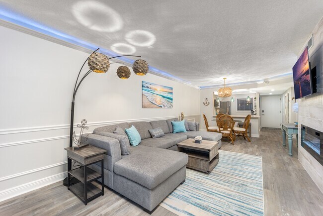 Building Photo - 9400 S Ocean Dr