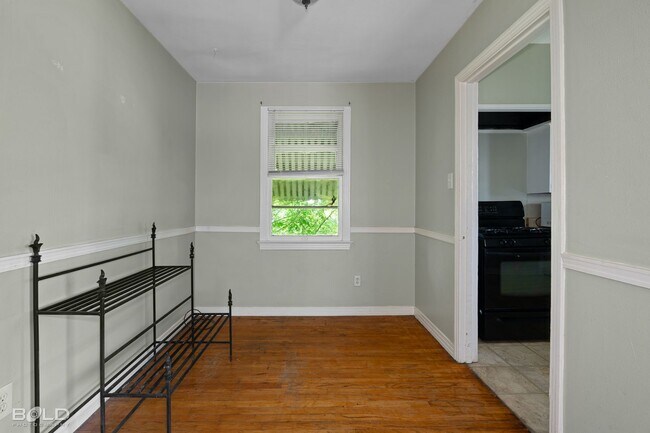 Foto del edificio - 902 1/2 Gladstone Blvd-