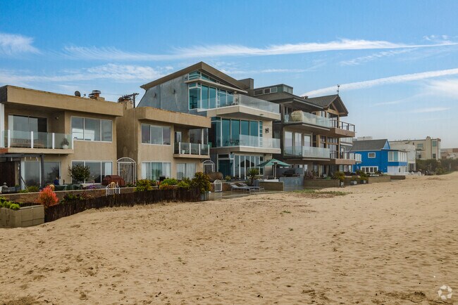 Large beachfront homes are great for a vacation or anytime in Playa Del Rey.