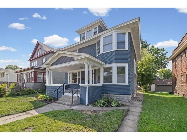 Building Photo - 892 Marshall Ave