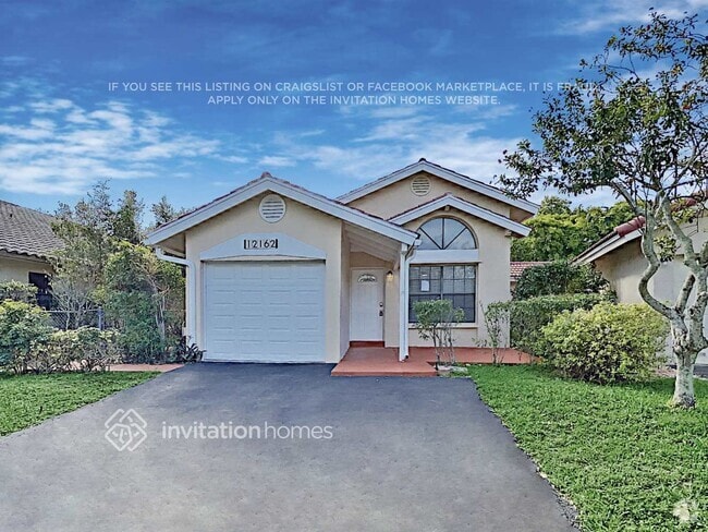 Building Photo - 12162 NW 23rd Manor