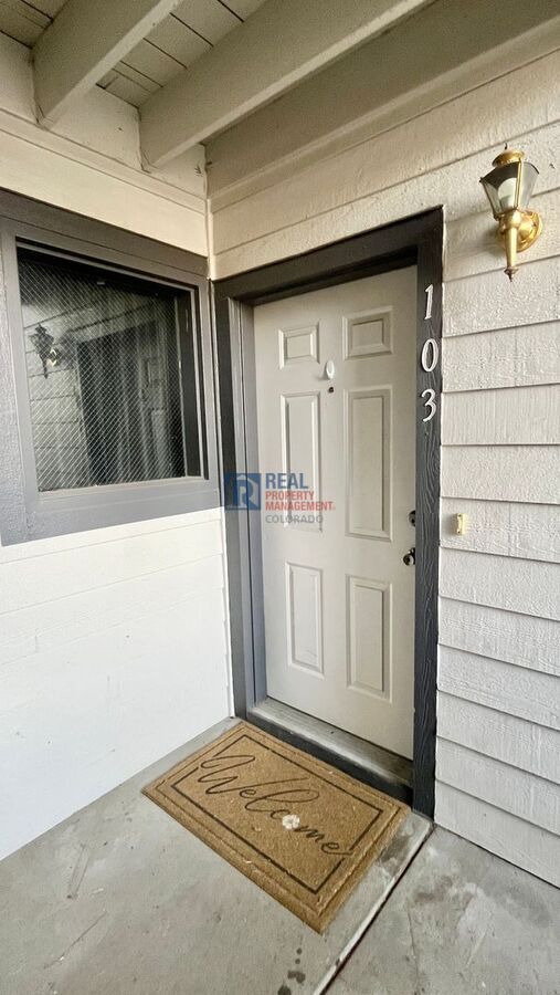 Building Photo - 10784 W 63rd Pl