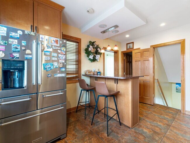 Building Photo - 4337 N Narragansett Ave