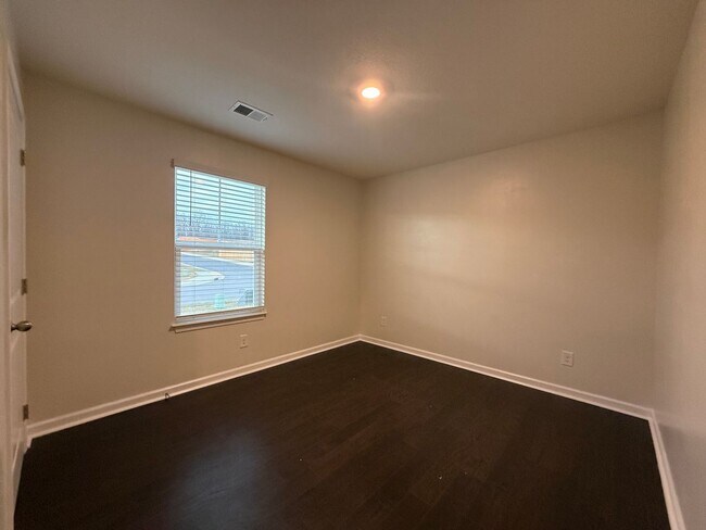 Foto del edificio - 4 Bedroom 2 Bathroom Home located in Greeneville, TN