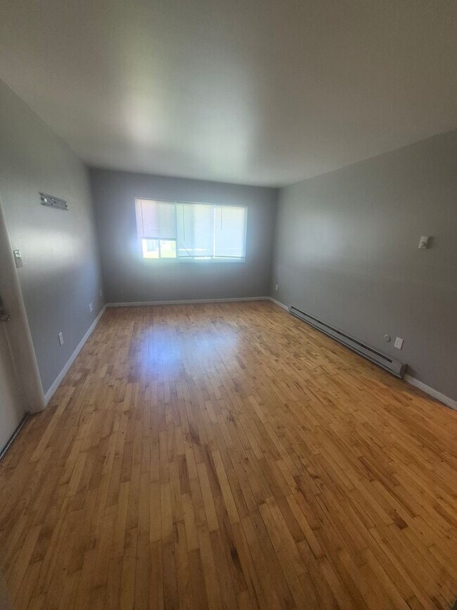 Foto del edificio - 944-950 33rd St SE