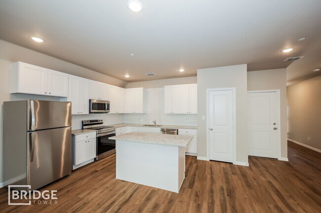 Building Photo - 1208 Sunnyvale Ln