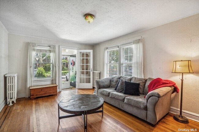 Foto del edificio - 90 Cambridge Ave