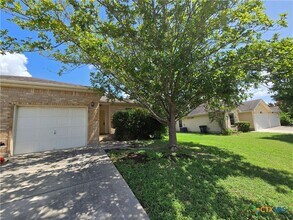 Building Photo - 3031 Pine Valley Dr