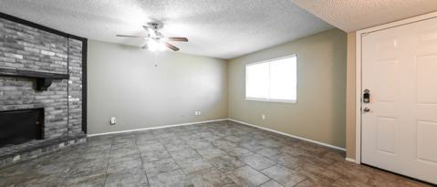 Building Photo - 1522 Sunset Ln