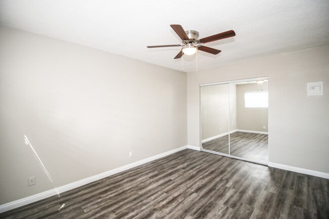 Building Photo - Estancia Downey Apartments