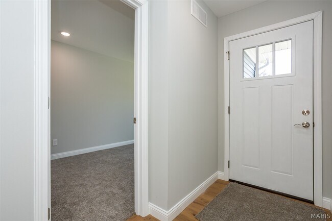 Foto del edificio - 652 N Kansas St