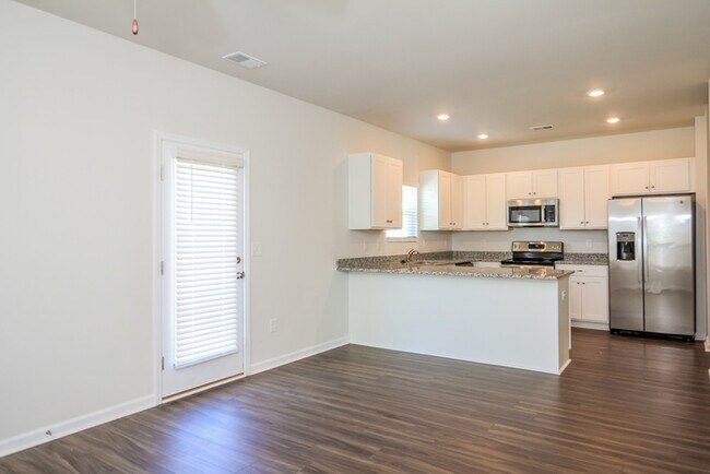 Foto del edificio - 175 Dorian Lp