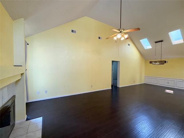 Building Photo - 1328 Maywood Ct