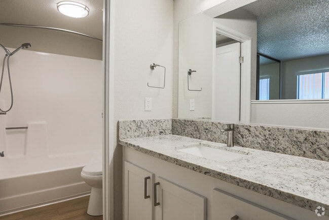 2BR,2BA-Madison - The Parc Apartments