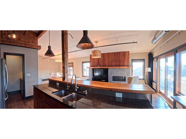 Foto del edificio - 312 3rd St