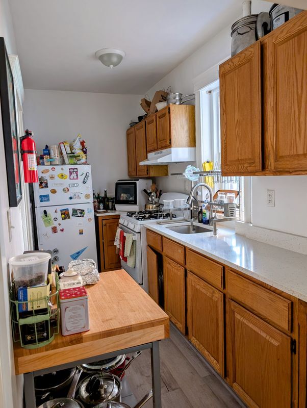 Building Photo - 16 Fuller St