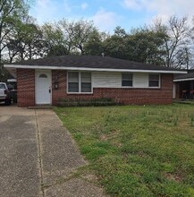 Building Photo - 2030 Windsor Ave