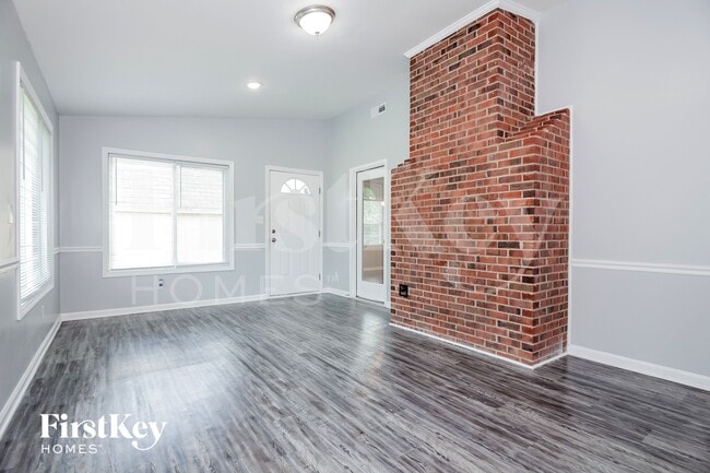 Foto del edificio - 3541 Heather Ln