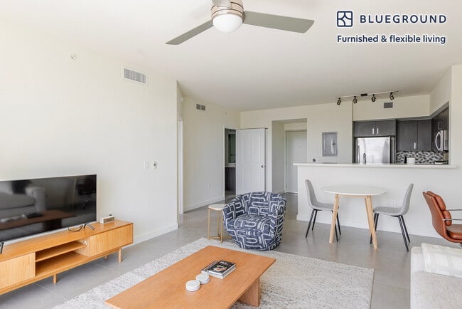 Building Photo - 729 NW 2nd St