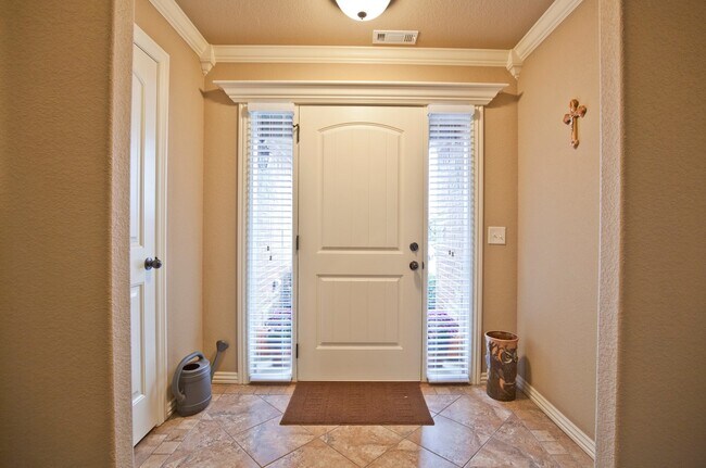 Foto del edificio - ***1804 SW Sequoia***