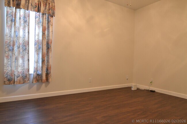 Foto del edificio - 705 SW Munjack Cir